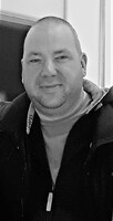 Tőzsér Gábor alapító